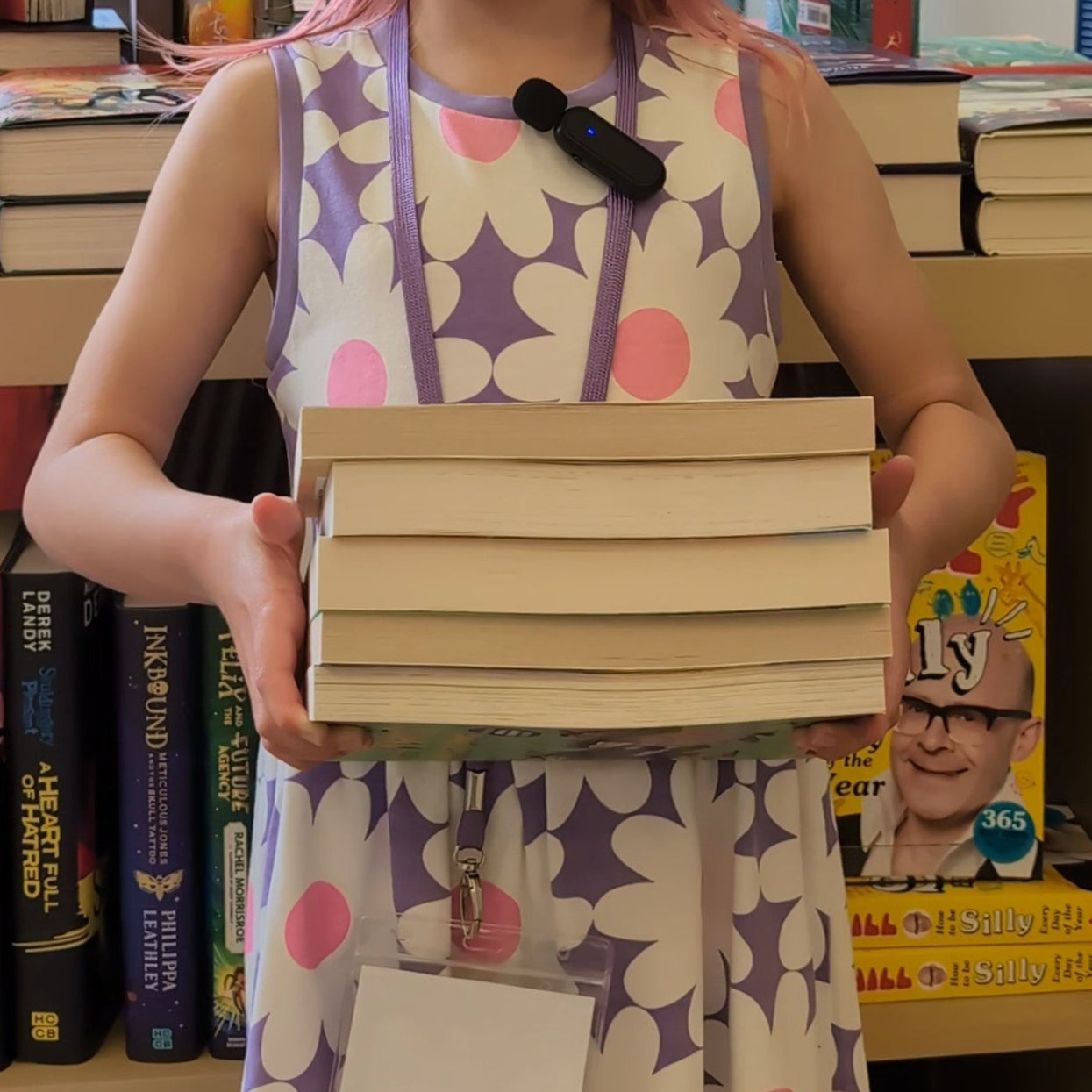 SUMMER HOLIDAY MYSTERY BOOK BUNDLE (Middle-Grade)