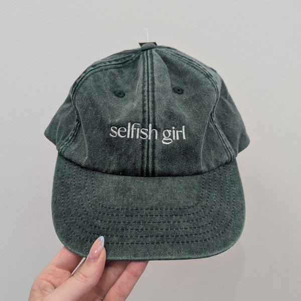 Selfish Girls (including exclusive SELFISH GIRL cap!)